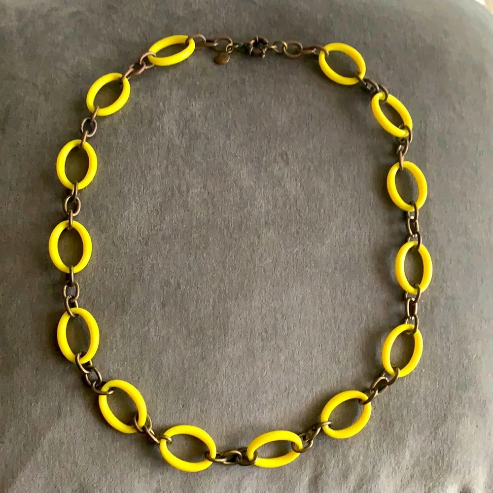 J crew yellow link necklace